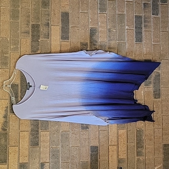 Lane Bryant Tops - Lane Bryant, blue ombre short sleeve top, size 22/24